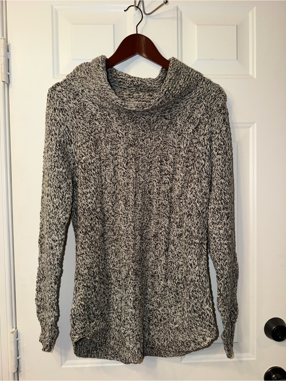 RD Style Marled Black & White Cable Cowl Neck Sweater
